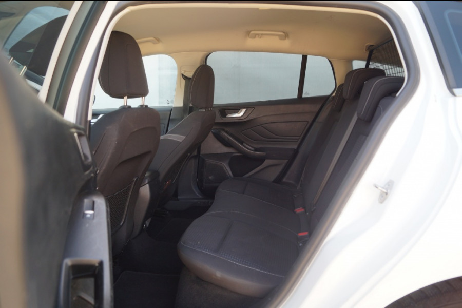 Ford Focus Wagon 1.0 EcoBoost Trend Edition Business -NAVI-