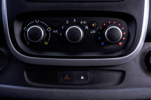 Renault Trafic 1.6 dCi L2H1 | BJ:13-7-2020 | 5-Zits | LED | Navi | Airco | Cruise | PDC | Euro 6