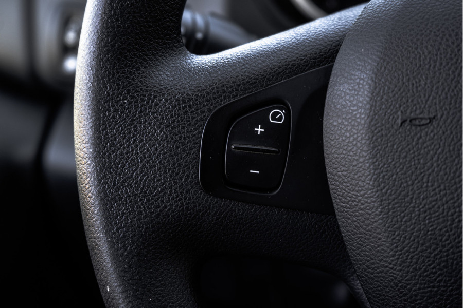 Renault Trafic 1.6 dCi L2H1 | BJ:13-7-2020 | 5-Zits | LED | Navi | Airco | Cruise | PDC | Euro 6