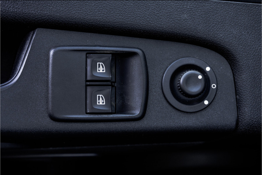 Renault Trafic 1.6 dCi L2H1 | BJ:13-7-2020 | 5-Zits | LED | Navi | Airco | Cruise | PDC | Euro 6