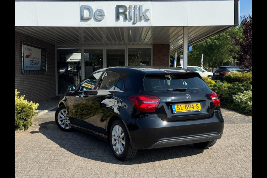 Mercedes-Benz A-Klasse 180 Business Solution | Groot Navi, Camera, Stoelverw., Cruise | Dealeronderhouden | 1e Eigenaar | NAP |
