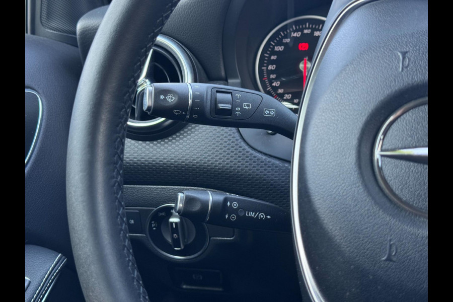 Mercedes-Benz A-Klasse 180 Business Solution | Groot Navi, Camera, Stoelverw., Cruise | Dealeronderhouden | 1e Eigenaar | NAP |