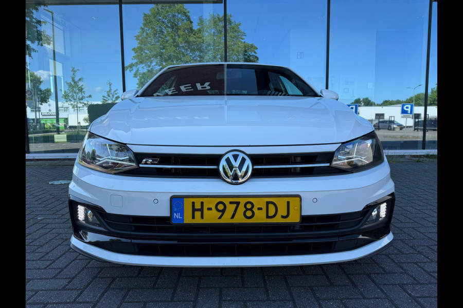 Volkswagen Polo 1.0 TSI 116PK Highline Business R - Navi - Climate - Parkeerhulp - Org.NL