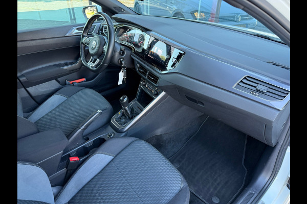 Volkswagen Polo 1.0 TSI 116PK Highline Business R - Navi - Climate - Parkeerhulp - Org.NL