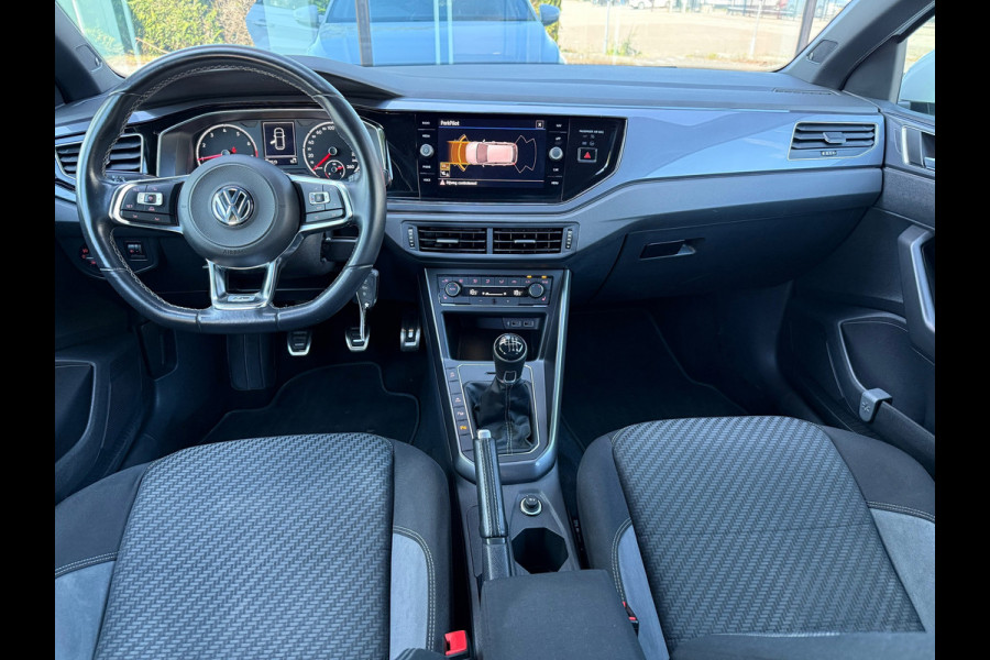 Volkswagen Polo 1.0 TSI 116PK Highline Business R - Navi - Climate - Parkeerhulp - Org.NL
