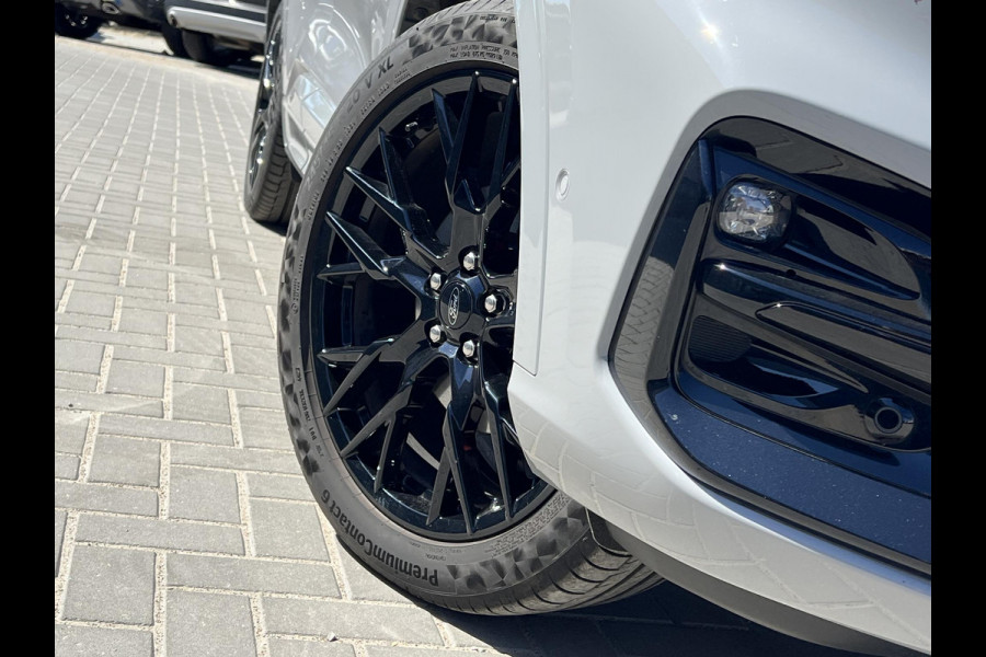 Ford Kuga 2.5 PHEV Graphite Tech Edition 225pk | Driver Assistance Pack | Technology pack | Black Pack | Trekhaak afneembaar | Panorama dak | Winterpack | Verlengde fabrieksgarantie tot 06-2028
