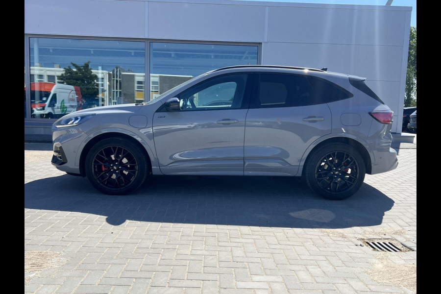 Ford Kuga 2.5 PHEV Graphite Tech Edition 225pk | Driver Assistance Pack | Technology pack | Black Pack | Trekhaak afneembaar | Panorama dak | Winterpack | Verlengde fabrieksgarantie tot 06-2028