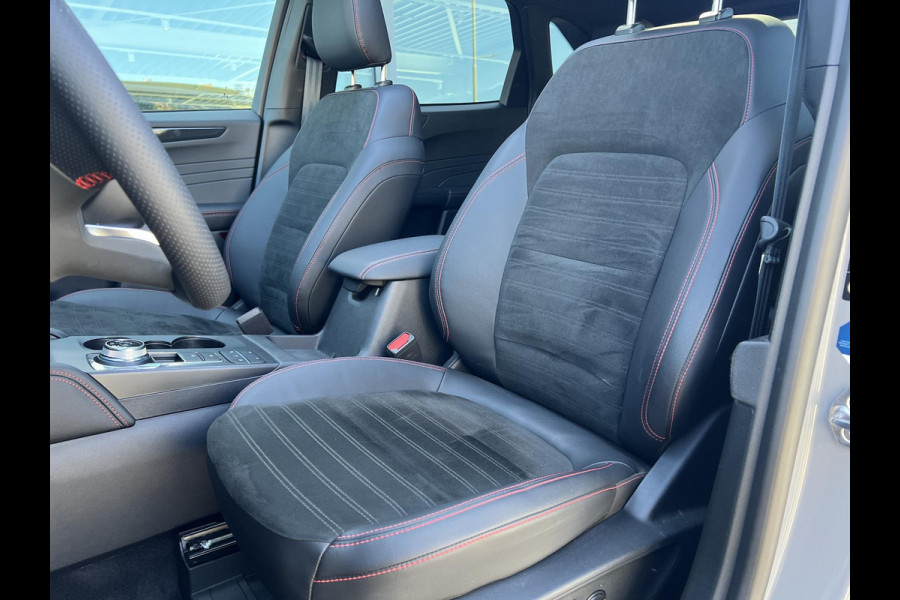 Ford Kuga 2.5 PHEV Graphite Tech Edition 225pk | Driver Assistance Pack | Technology pack | Black Pack | Trekhaak afneembaar | Panorama dak | Winterpack | Verlengde fabrieksgarantie tot 06-2028