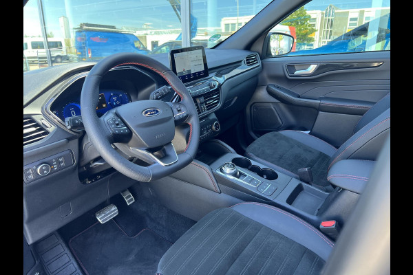 Ford Kuga 2.5 PHEV Graphite Tech Edition 225pk | Driver Assistance Pack | Technology pack | Black Pack | Trekhaak afneembaar | Panorama dak | Winterpack | Verlengde fabrieksgarantie tot 06-2028