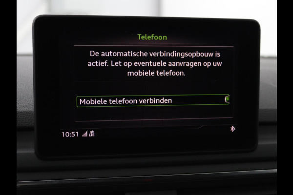 Audi A4 Avant 1.4 TFSI Sport S line black edition | Sfeerverlichting | Automaat | Navi | Cruise Control | Leder | LMV 19 |