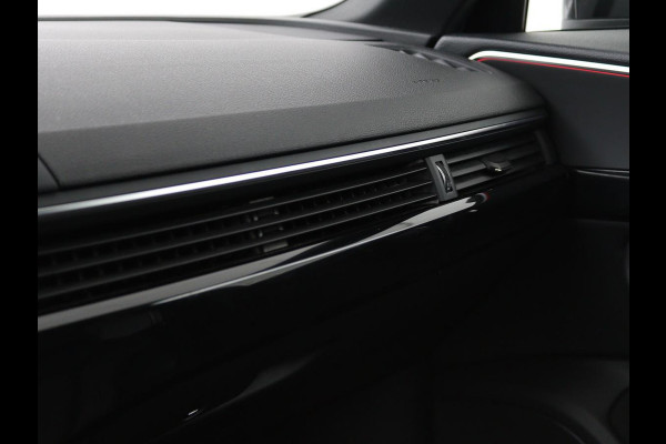 Audi A4 Avant 1.4 TFSI Sport S line black edition | Sfeerverlichting | Automaat | Navi | Cruise Control | Leder | LMV 19 |