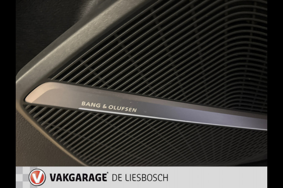 Audi Q5 55 TFSI e quattro Competition Pro Line / Leder /panorama-dak / trekhaak / luchtvering