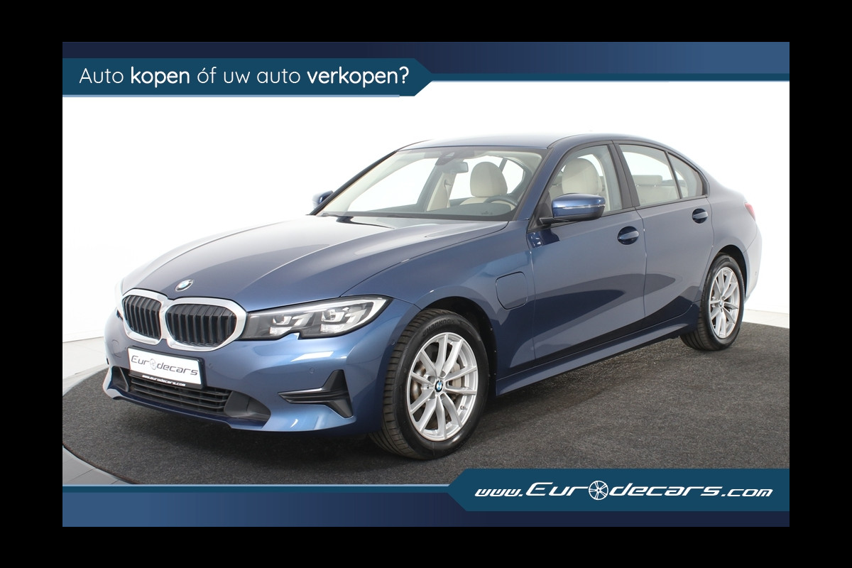 BMW 3-serie 330e Business Edition Plus *1ste Eigenaar*Navigatie*Park assist* BMW 3-serie 330e Business Edition Plus *1ste Eigenaar*Navigatie*Park assist*
