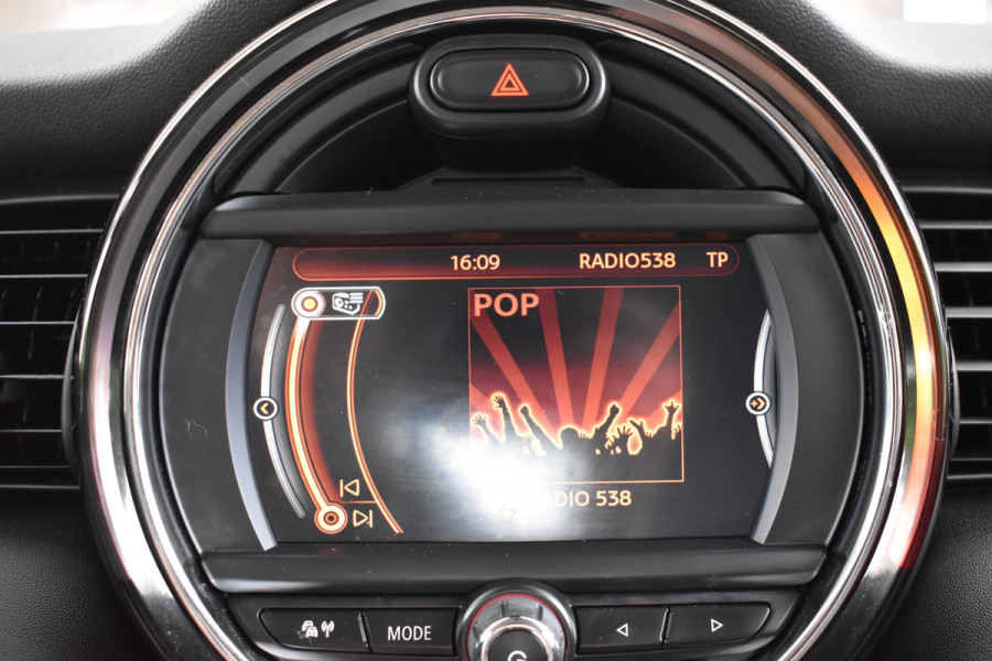 MINI Mini 1.5 Cooper Chili Business / Cruise Control / Keyless start / Sportstoelen /  LED /