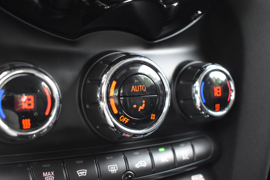 MINI Mini 1.5 Cooper Chili Business / Cruise Control / Keyless start / Sportstoelen /  LED /