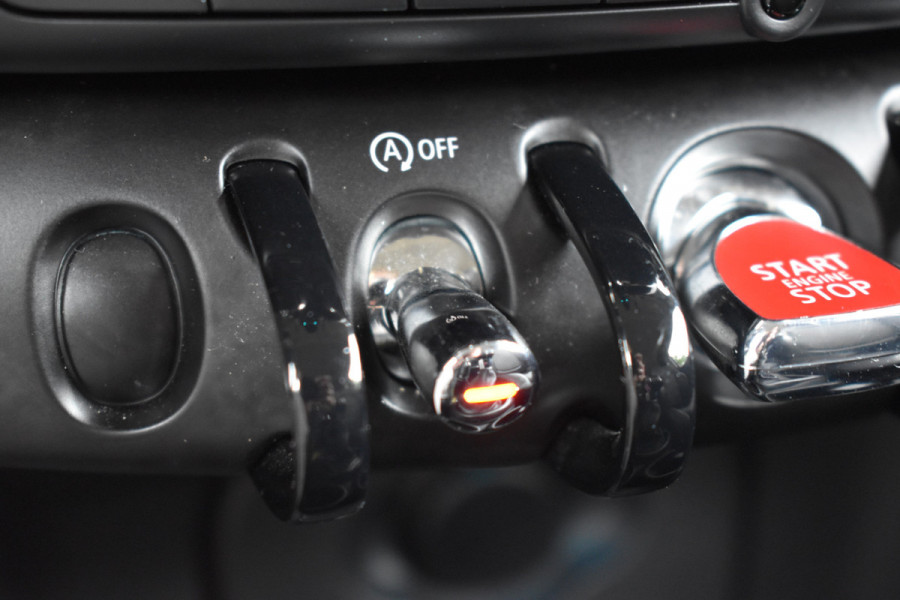 MINI Mini 1.5 Cooper Chili Business / Cruise Control / Keyless start / Sportstoelen /  LED /