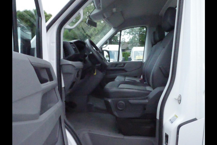 Volkswagen Crafter 2.0 TDI 120PK, L4, Dubbel lucht, Trekhaak 3.500KG, Airco, Open laadbak 425*204*40
