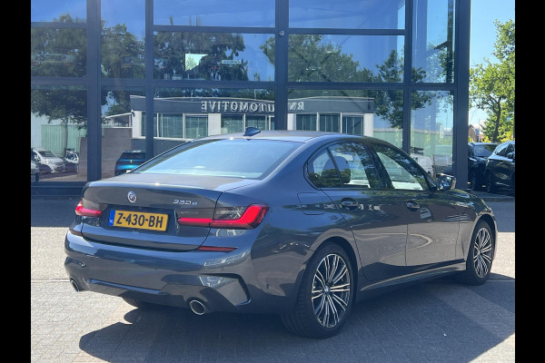 BMW 3-serie 330e High Executive CAMERA | ADAP. CRUISE | RIJKLAAR INCL. 12 MND. BOVAGGARANTIE