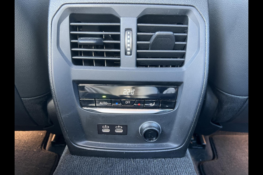 BMW 3-serie 330e High Executive CAMERA | ADAP. CRUISE | RIJKLAAR INCL. 12 MND. BOVAGGARANTIE