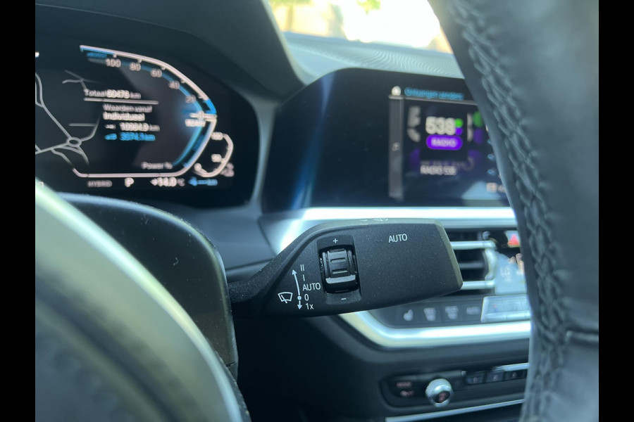 BMW 3-serie 330e High Executive CAMERA | ADAP. CRUISE | RIJKLAAR INCL. 12 MND. BOVAGGARANTIE