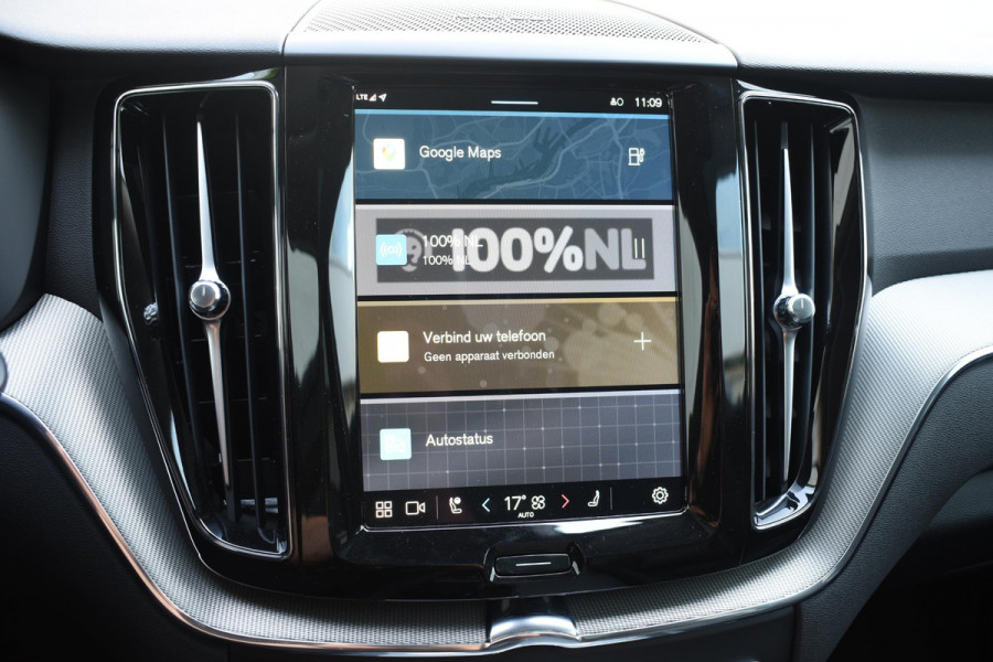 Volvo XC60 T6 350PK Automaat Plug-in hybrid AWD Plus Dark / Panoramadak / 360 camera / Luchtvering / Harman Kardon / 21'' velgen / Trekhaak