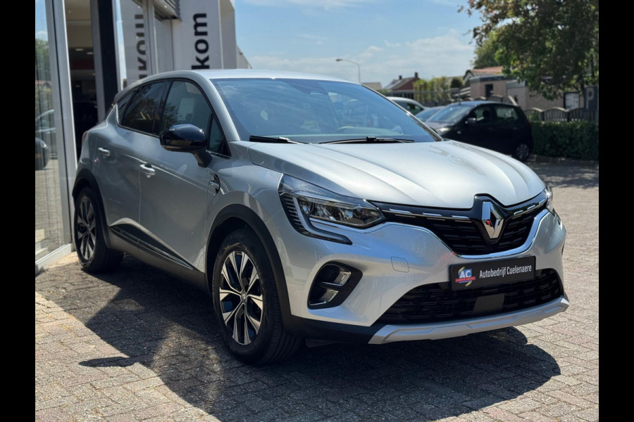 Renault Captur 1.6 E-Tech full hybrid 145 techno Trekhaak / Navi / P-sensoren & camera / Clima / LM velgen