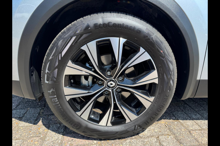 Renault Captur 1.6 E-Tech full hybrid 145 techno Trekhaak / Navi / P-sensoren & camera / Clima / LM velgen