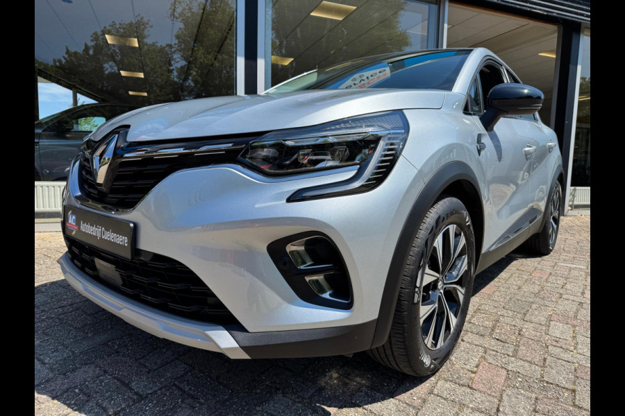 Renault Captur 1.6 E-Tech full hybrid 145 techno Trekhaak / Navi / P-sensoren & camera / Clima / LM velgen