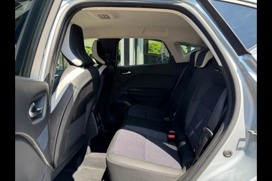 Renault Captur 1.6 E-Tech full hybrid 145 techno Trekhaak / Navi / P-sensoren & camera / Clima / LM velgen