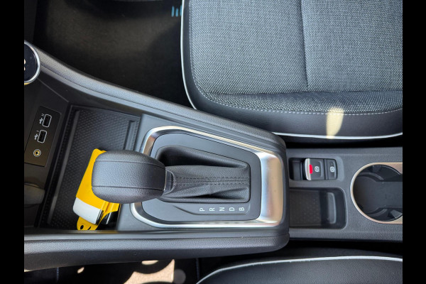 Renault Captur 1.6 E-Tech full hybrid 145 techno Trekhaak / Navi / P-sensoren & camera / Clima / LM velgen