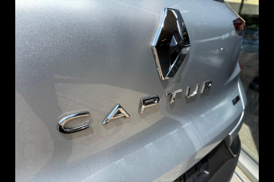 Renault Captur 1.6 E-Tech full hybrid 145 techno Trekhaak / Navi / P-sensoren & camera / Clima / LM velgen