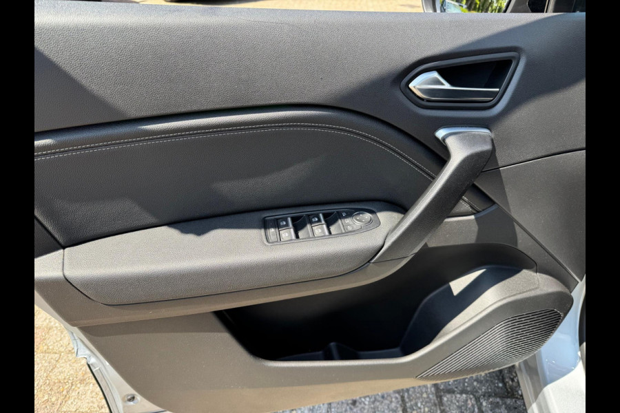 Renault Captur 1.6 E-Tech full hybrid 145 techno Trekhaak / Navi / P-sensoren & camera / Clima / LM velgen