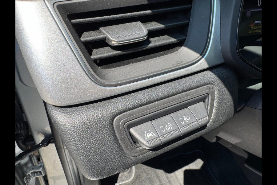 Renault Captur 1.6 E-Tech full hybrid 145 techno Trekhaak / Navi / P-sensoren & camera / Clima / LM velgen