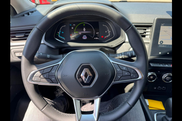 Renault Captur 1.6 E-Tech full hybrid 145 techno Trekhaak / Navi / P-sensoren & camera / Clima / LM velgen
