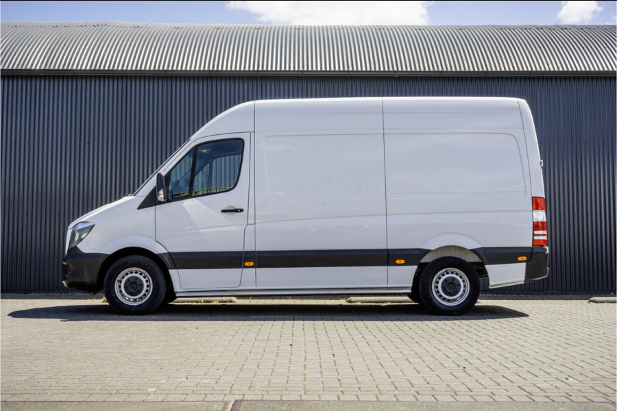 Mercedes-Benz Sprinter 311CDI | L2H2 | Camera | Airco | Volledige Inrichting | Omvormer | Oprijplaat | Euro 6