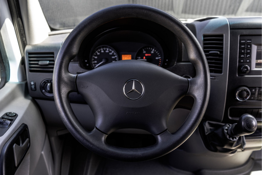 Mercedes-Benz Sprinter 311CDI | L2H2 | Camera | Airco | Volledige Inrichting | Omvormer | Oprijplaat | Euro 6
