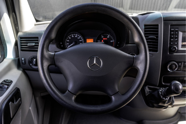 Mercedes-Benz Sprinter 311CDI | L2H2 | Camera | Airco | Volledige Inrichting | Omvormer | Oprijplaat | Euro 6