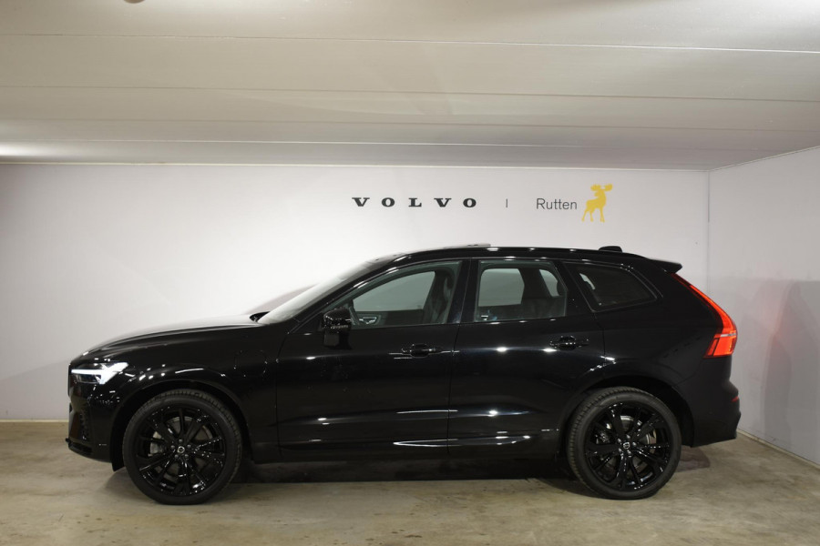 Volvo XC60 T6 350PK Automaat AWD Plus Black Edition / Adaptieve cruise control / Harman Kardon / BLIS / Panoramadak / Apple carplay  / Elektrische achterklep / Elektrische stoelen met geheugen / Stoel en stuurwielverwarming / 21” velgen /