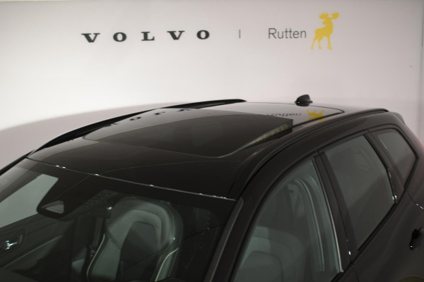 Volvo XC60 T6 350PK Automaat AWD Plus Black Edition / Adaptieve cruise control / Harman Kardon / BLIS / Panoramadak / Apple carplay  / Elektrische achterklep / Elektrische stoelen met geheugen / Stoel en stuurwielverwarming / 21” velgen /