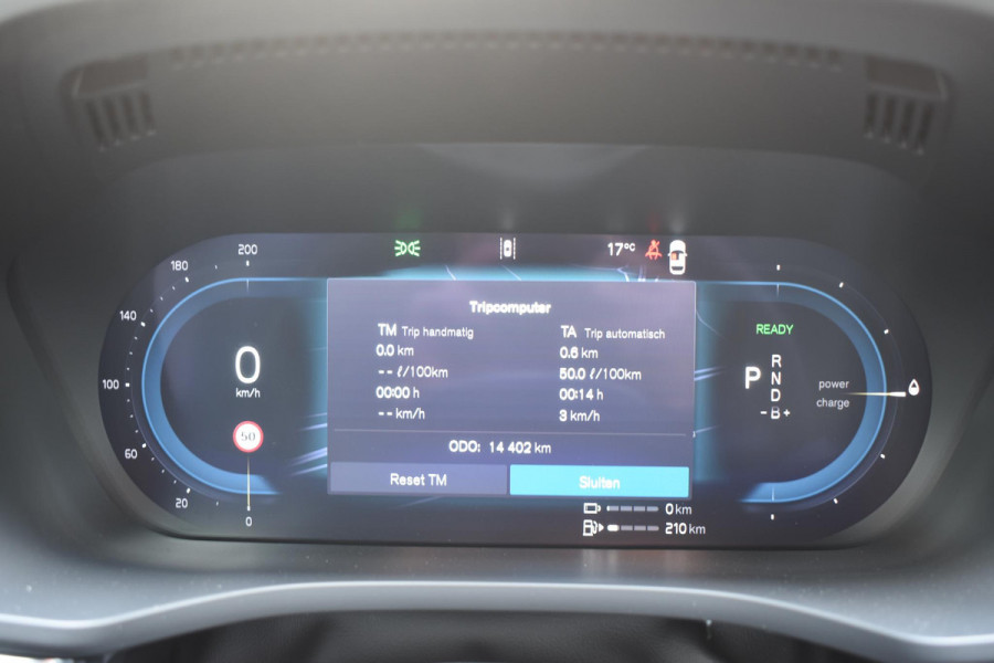 Volvo XC60 T6 350PK Automaat AWD Plus Black Edition / Adaptieve cruise control / Harman Kardon / BLIS / Panoramadak / Apple carplay  / Elektrische achterklep / Elektrische stoelen met geheugen / Stoel en stuurwielverwarming / 21” velgen /