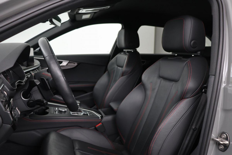 Audi A4 1.4 TFSI Sport S Line Black Edition | Leder | Trekhaak | Stoelverwarming | Full LED | Navigatie | Climate control | Parkeerhulp | Cruise control