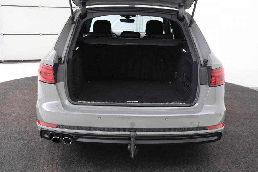 Audi A4 1.4 TFSI Sport S Line Black Edition | Leder | Trekhaak | Stoelverwarming | Full LED | Navigatie | Climate control | Parkeerhulp | Cruise control
