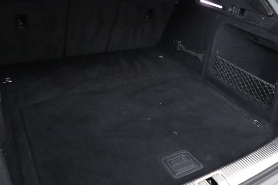 Audi A4 1.4 TFSI Sport S Line Black Edition | Leder | Trekhaak | Stoelverwarming | Full LED | Navigatie | Climate control | Parkeerhulp | Cruise control