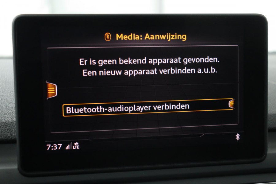 Audi A4 1.4 TFSI Sport S Line Black Edition | Leder | Trekhaak | Stoelverwarming | Full LED | Navigatie | Climate control | Parkeerhulp | Cruise control
