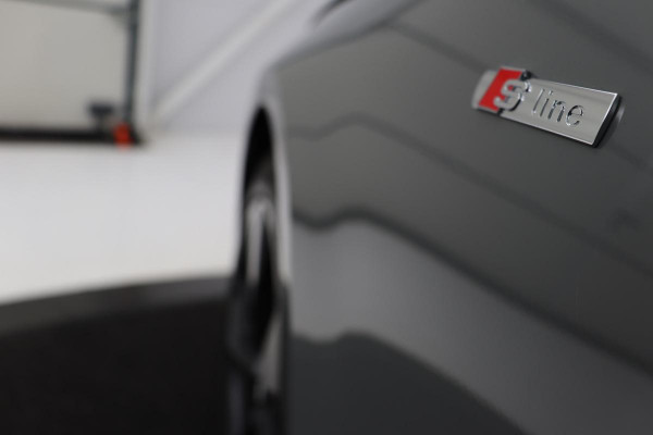 Audi A4 1.4 TFSI Sport S Line Black Edition | Leder | Trekhaak | Stoelverwarming | Full LED | Navigatie | Climate control | Parkeerhulp | Cruise control