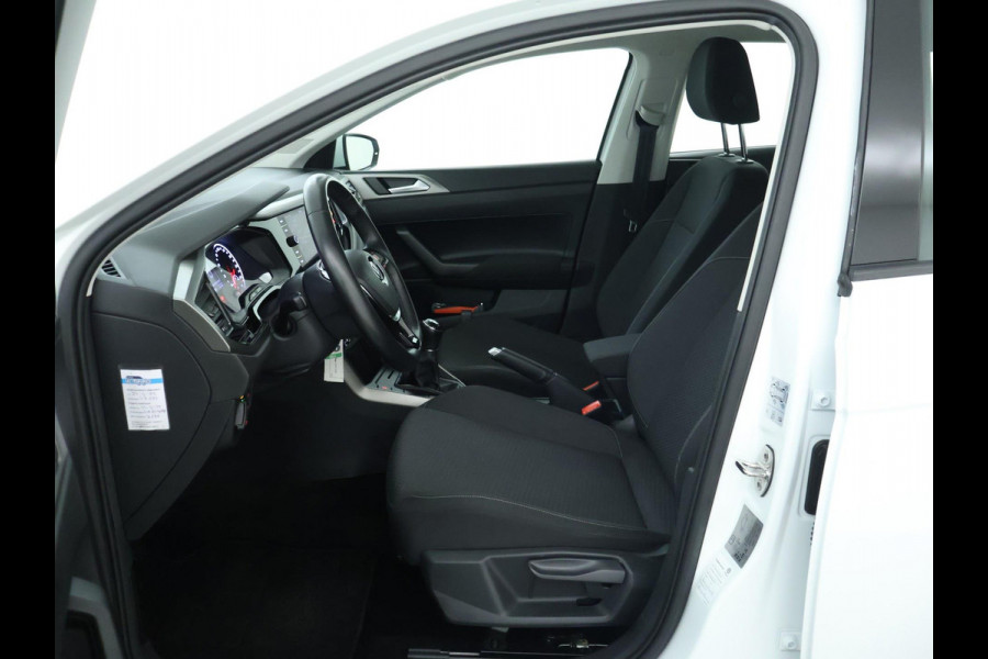 Volkswagen Polo 1.0 TSI Comfortline NAVI | CarPlay | Dealer onderhouden