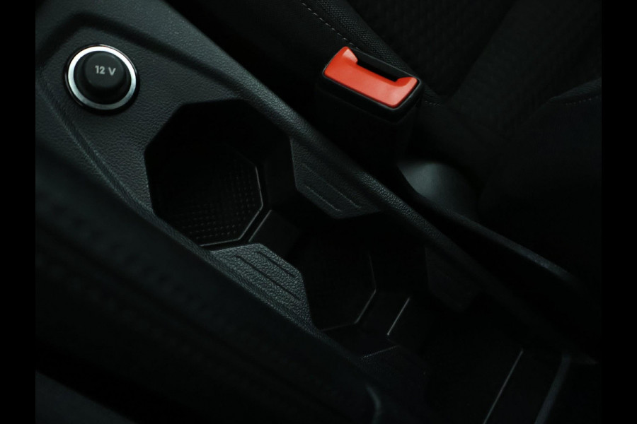 Volkswagen Polo 1.0 TSI Comfortline NAVI | CarPlay | Dealer onderhouden