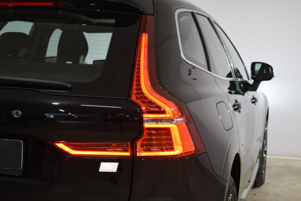 Volvo XC60 T6 340PK Automaat Plug-in hybrid AWD Inscription / Panoramadak / Harman Kardon / Intellisafe / Blis / Climate pack