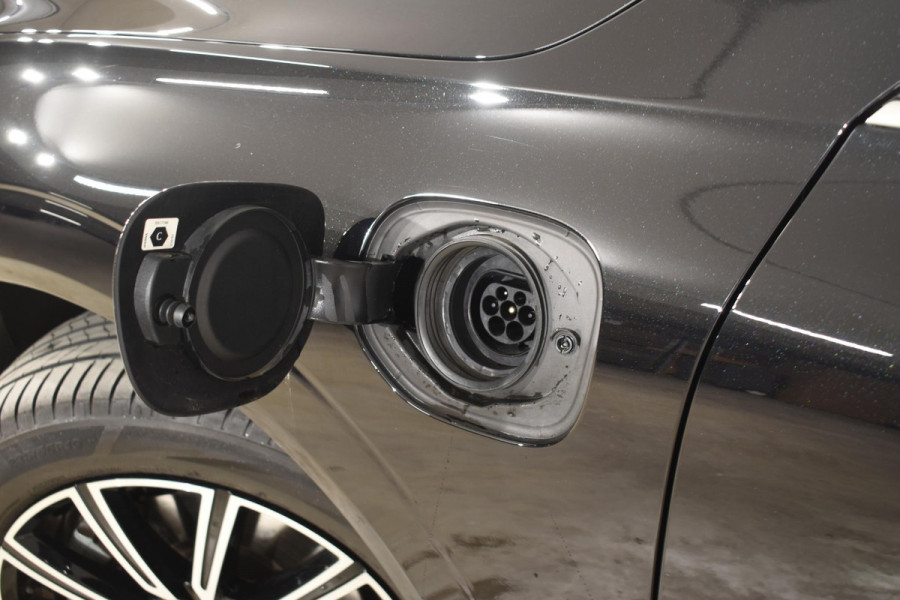 Volvo XC60 T6 340PK Automaat Plug-in hybrid AWD Inscription / Panoramadak / Harman Kardon / Intellisafe / Blis / Climate pack
