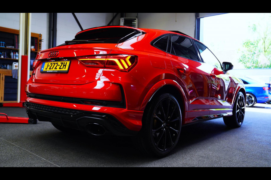 Audi RS Q3 Sportback TFSI RS | Panorama | RS-Zetels | 360 camera | Bang&Olufsen | Adaptieve Cruise | Lane Assist | Applecarplay |